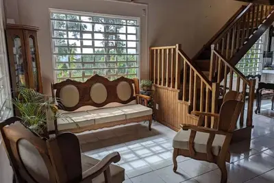 Image de Discover beautiful family house in San Jose near airport, only at 40min - 30km