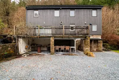 Image de Charmant domaine tranquille et authentique à Bohan