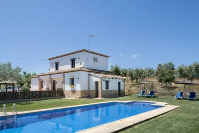Image de Maison de campagne \"La Pedrosa\" avec vue sur la montagne, Wi-Fi et climatisation