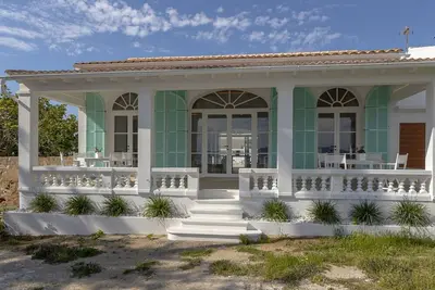 Image de Villa à Alcudia avec piscine au bord de la mer