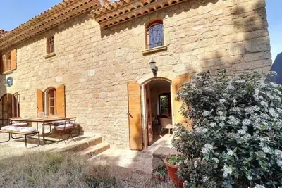 Image de Maison familiale sur les hauteurs de Miramas-Le-Vieux au cœur de la Provence