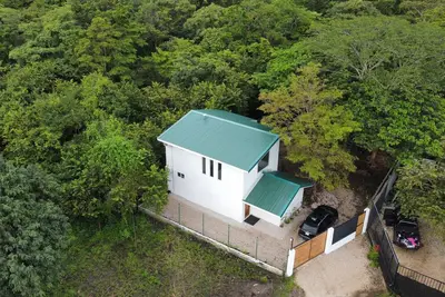 Image de Warm and cozy house, close to the best beaches in Costa Rica.