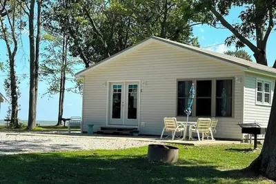 The Cove House: Private 2 bdm cottage