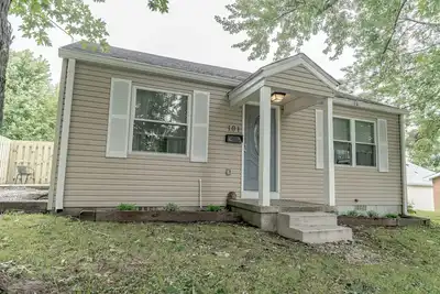 Image de Cozy 2-bedroom house centrally located in Elizabethtown