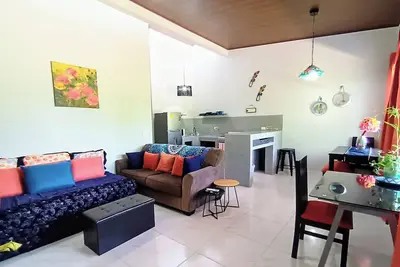 Image de New Duplex Sleeps 6--5 Mins to Dominical Beach-30 Mins to Marino Ballena N. Park
