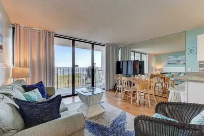 Image de New! 0207 Dancing Tides (1-Bedroom Condo) with Pool and Beach view