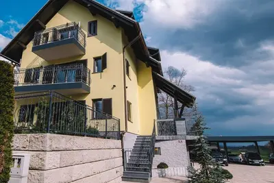 Image de Bled Prestigious and Stylish Apartments - Standard One Bedroom Apartment with Balcony