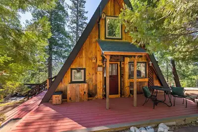 Image de Cabin with Digital Minimalism for true get-away to Sierra outdoors.