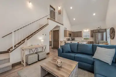 Image de Pet Friendly Bungalow in heart of Dover Bay sleeps up to 8