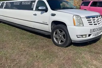 Image de Free Limo, Private Pool Jacuzzi, 8 acres 5 room 5 bath Sleeps 26