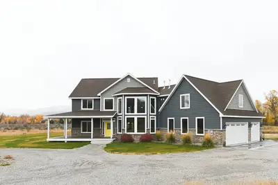 Image de Cabin getaway on 10 acres w/ wifi and fishing pond in Swan Valley