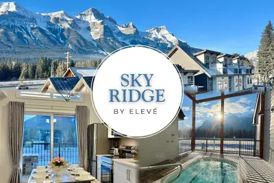 Image de Brand New - Mountain Panorama townhome 3bd