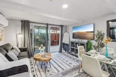 Image de Ranch 2br Home, Gated, Parking, Washer, Fast Wi-Fi
