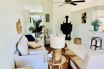 Image de Sabal Harbour:   3-bedroom 2 Bath with Heated Pool and more!