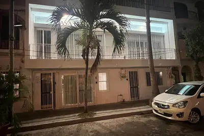 Image de Heart of Zona Romantica! 2bd/2Baths, 10 Sec. Walk Beach & Malecon! Quiet Street.