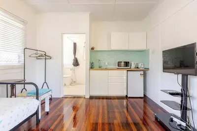 Image de Funky Corner 1 Brm House by Taigum -A/C+Wifi+Deck