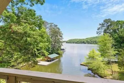 Image de It’s a Shore Thing! Watts Bar Lake<br>Spring City, Tn