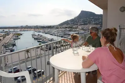 Image de Appartement à l'Estartit avec vue sur le port