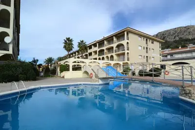 Image de Appartement près de la Mer avec Piscine