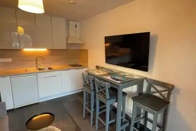 Image de Joli appartement avec 1 chambre