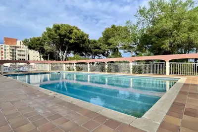 Image de Appartement Ă Estartit plage avec piscine