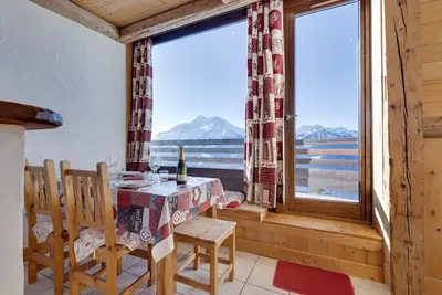Image de Appartement cosy avec balcon, Wi-Fi et parking à La Rosière