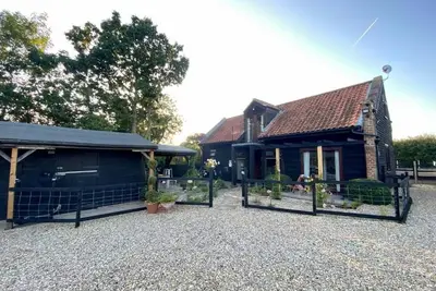 Image de Secluded Countryside Retreat. Pet Friendly stays at The Old Workhouse Paddocks
