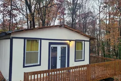 Image de Tranquil Tiny Home Retreat with Modern Comforts in Cobb County