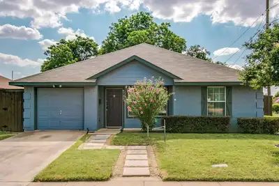 Image de Charming 3-bedroom house centrally located in Dallas - massive private yard!