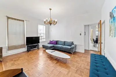 Image de Spacious 5-bedroom house in enjoyable Brooklyn