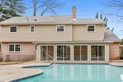 Image de Spacious 6-bedroom house Minutes From Washington Dc & National Harbor