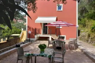 Image de Green Sea Relax - in the hills of the city and in the vicinity of the 5 Terre