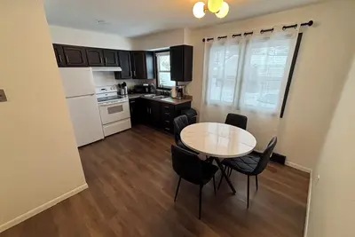Image de Cozy 2-bedroom condo with WiFi, Ac in welcoming Grand Forks