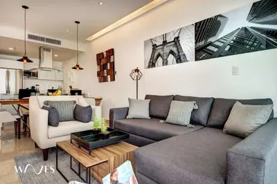 Image de 1 Br. with Private Jacuzzi and Rooftop Pool