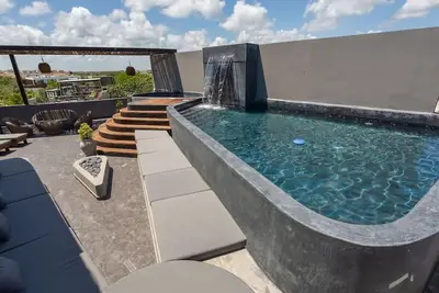 Image de Lumineux 2 Br. avec piscine près de la plage
