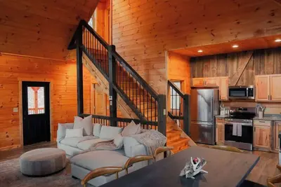 Image de Memories at Hillside | Modern Cabin Hocking Hills