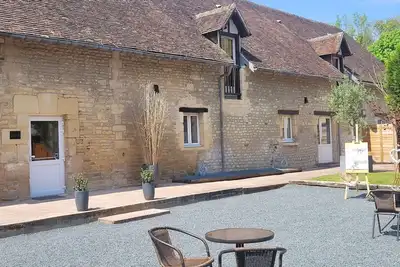 Image de Magnifique corp de ferme sur un Domaine à 5 minutes du centre ville de Caen