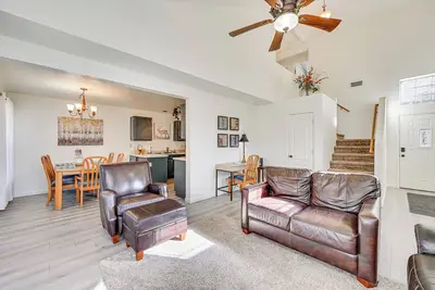 Image de 2 Mi to Nau Campus: Forest-View Flagstaff Retreat