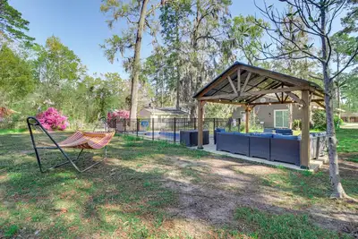Image de 4 Mi to Savannah: Home w/ Gazebo & Seasonal Pool!