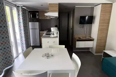 Image de Mobil-home | Comfort Xl | 3 Ch. | 6 pers. | Terrasse surélevée non couverte | Tv
