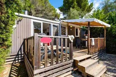 Image de Mobil-home | Comfort | 3 Ch. | 6 pers. | Terrasse surélevée | A/C | Tv
