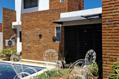 Image de Attached house w\/ pool near \"La Olla\" stadium (Pet-Friendly)