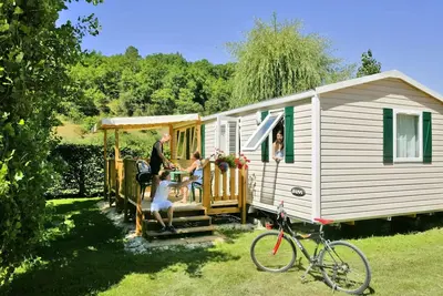 Image de Mobilhome 32m² / 3 chambres : Un grand format pour une grande famille. 6 personnes