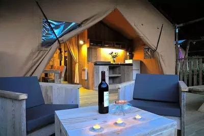 Image de Woody Lodge mit Bad 4 Personen