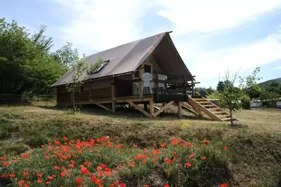 Image de Cabane du Trappeur 24m² Confort 2 chambres + climatisation 5 personnes