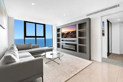 Image de 61 Floor 180 degree Ocean View 2 Bedroom Apartment
