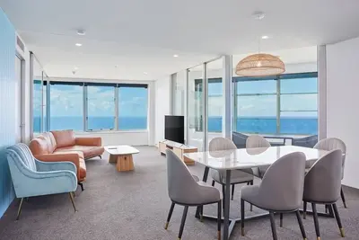 Image de 47th Floor Ocean view 3-bedroom with Parking