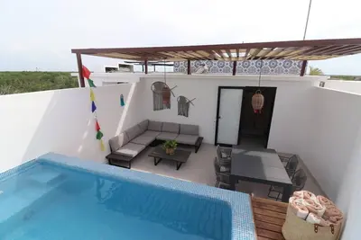 Image de Ph 2 Bd + Private Rooftop & Pool in the heart of Aldea Zama