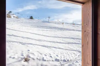 Image de Appartement montagnard neuf à deux pas des pistes