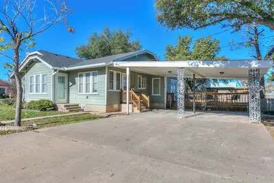 Image de Timeless Getaway in San Angelo! Fully renovated 3br/2ba 1920s Home